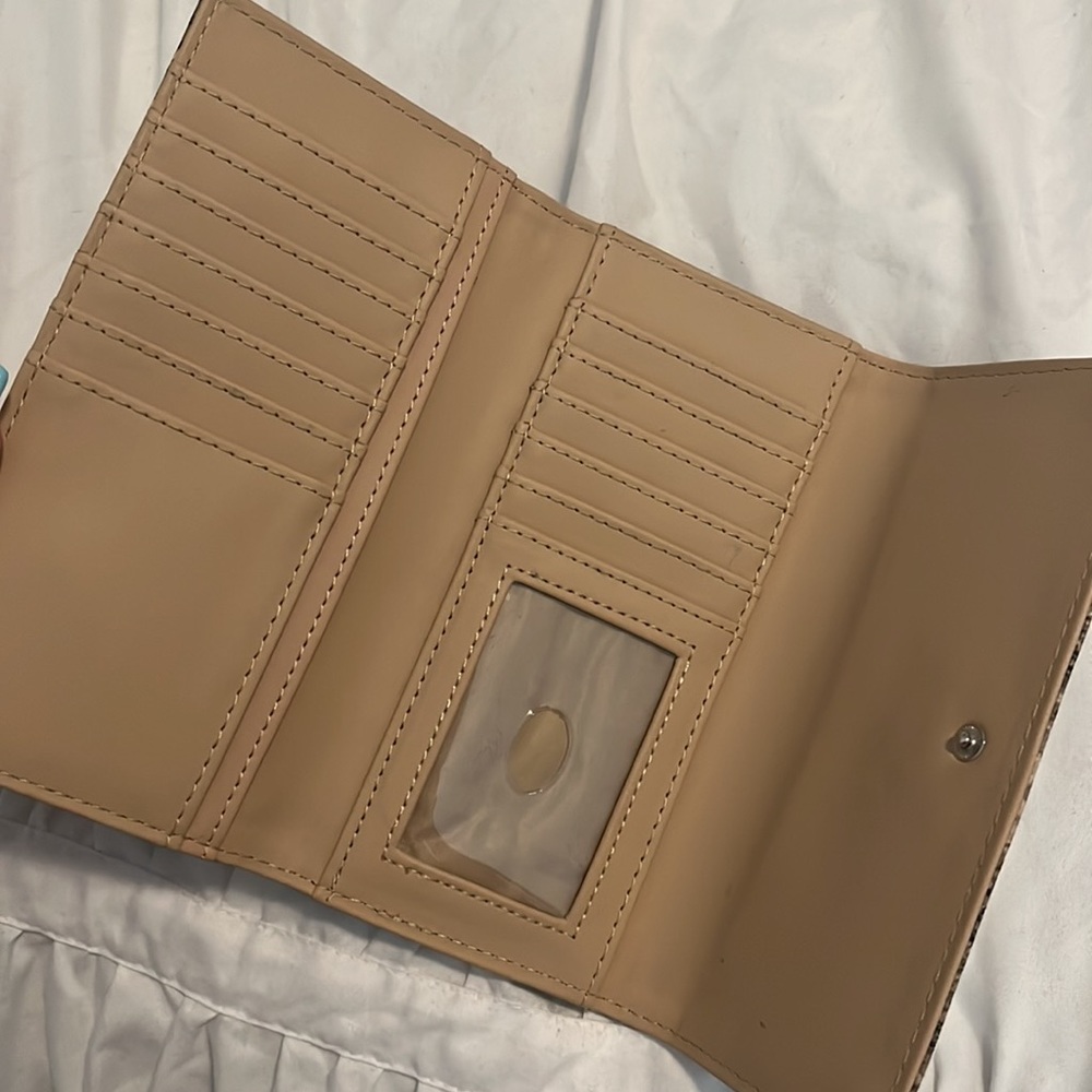 Guess wallet - Picture 3 of 3
